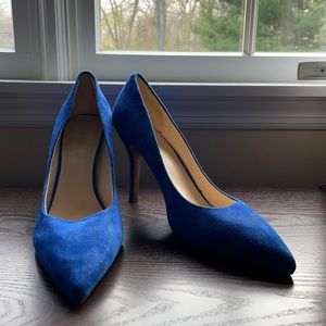 Nine West Blue Suede pumps